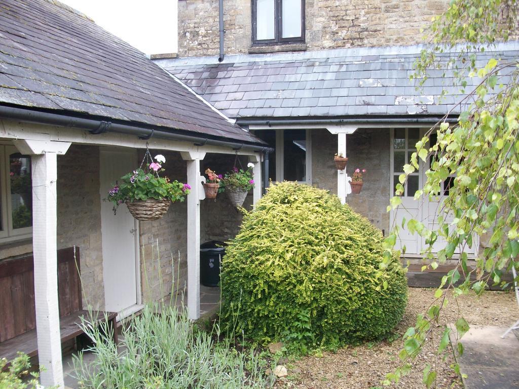 Merrymouth Fifield Exterior photo